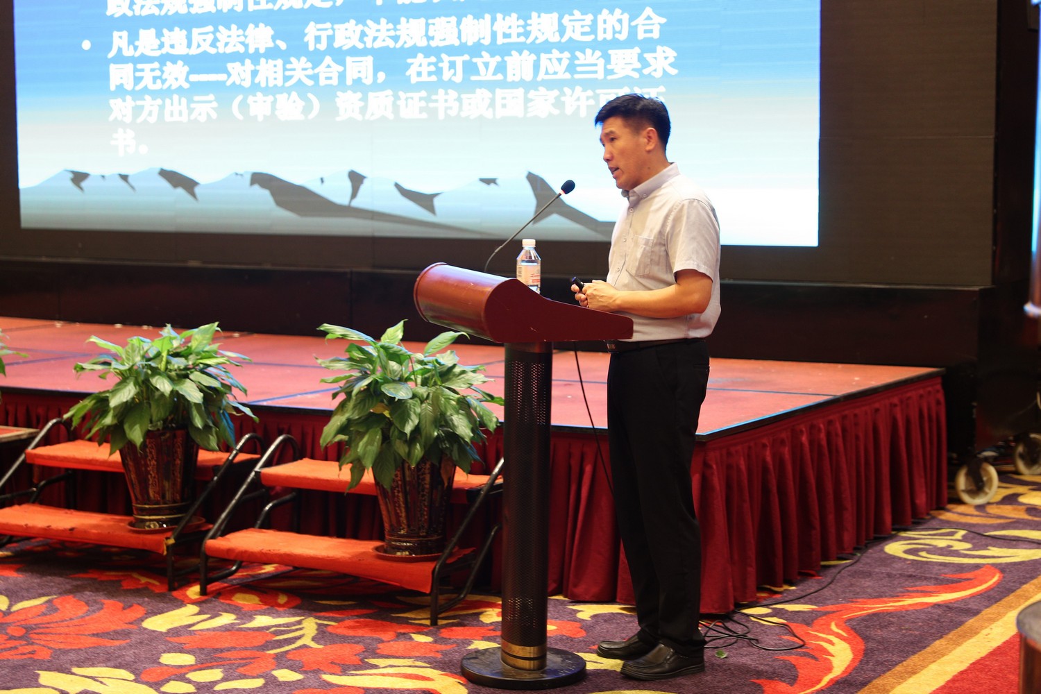 1564383897722632.jpg BC8I9982.jpg